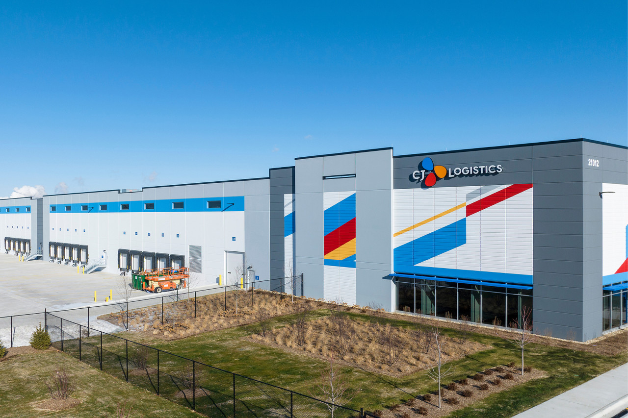 Large-Scale Public-Private Joint Logistics Center in the U.S. Begins Full-Scale Operations